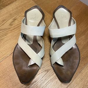 IXOS. Cream leather sandal. Size 7.